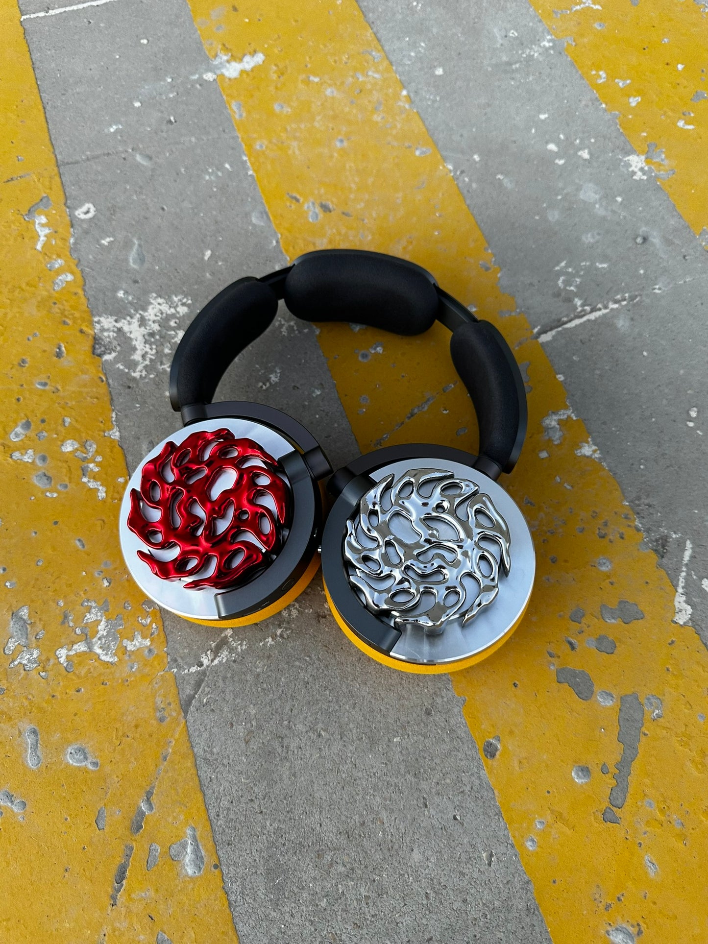 DYSON OnTrack Helical Headphones Attachment Design by Tudze / Dyson Cases