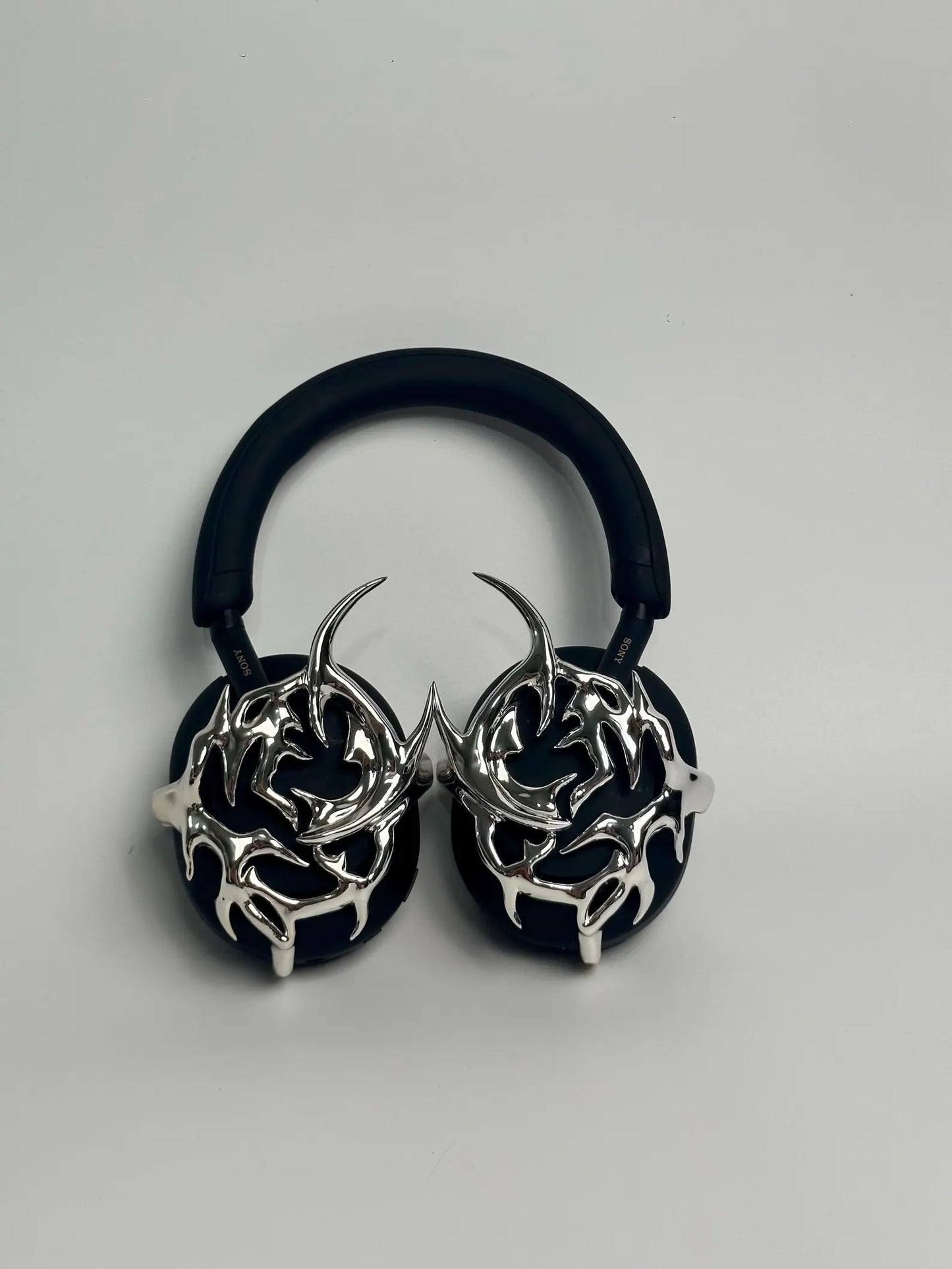 Sony WH-1000XM5 Thorn Attachment / Headphone Cases for Protection & Style