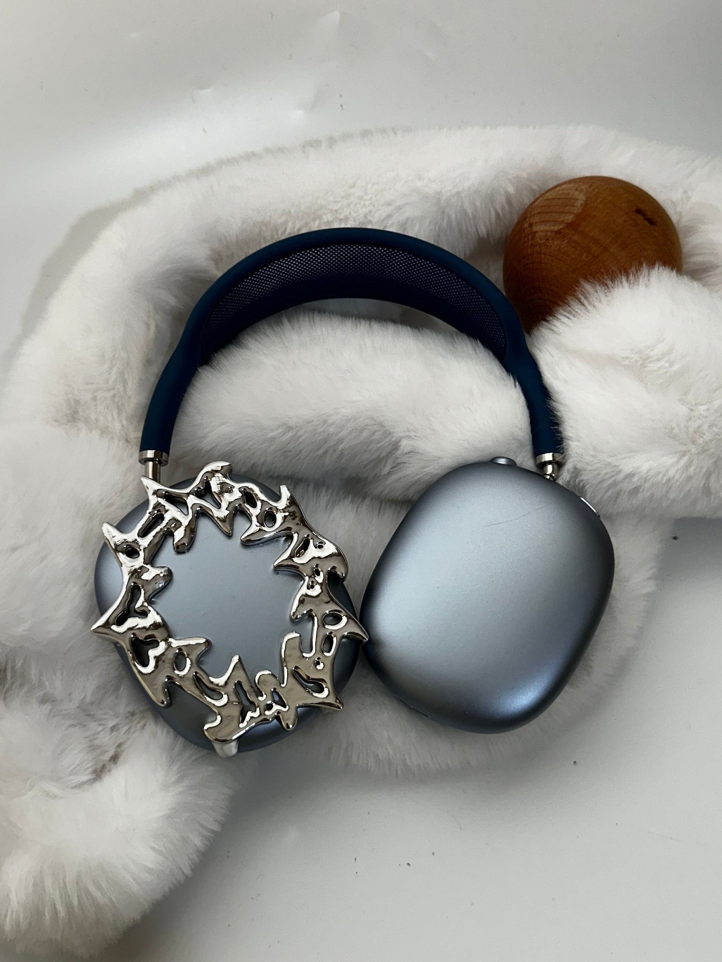 AirPods Max 'Crown' Headphones Attachment / Headphone Cases