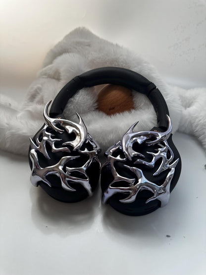 Sony WH-1000XM4 Thorn Attachment / Headphone Cases for Protection & Style