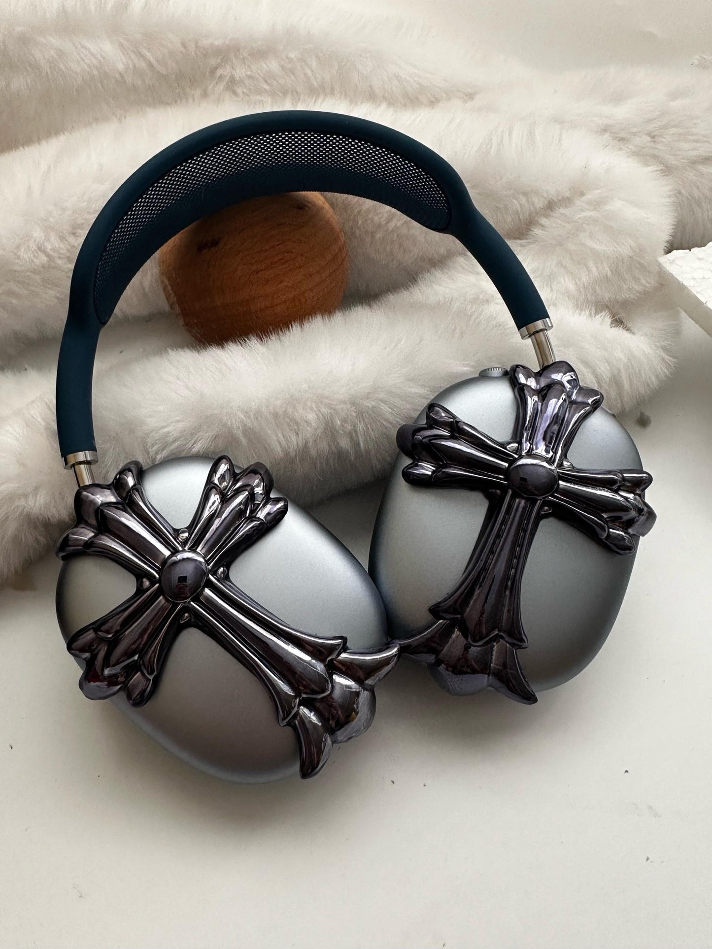 Pewter Cross AirPods Max Attachment / Headphone Cases for Protection & Style